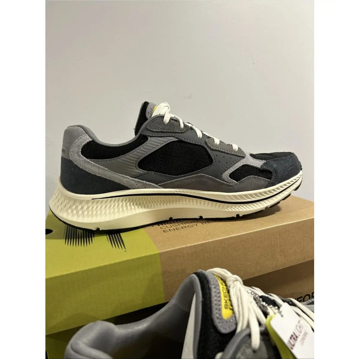 Skechers shoes - Skechers Go Run Consistent 2.0 Retro Runner V1 - 220872/CCBK - Charcoal/Black 1