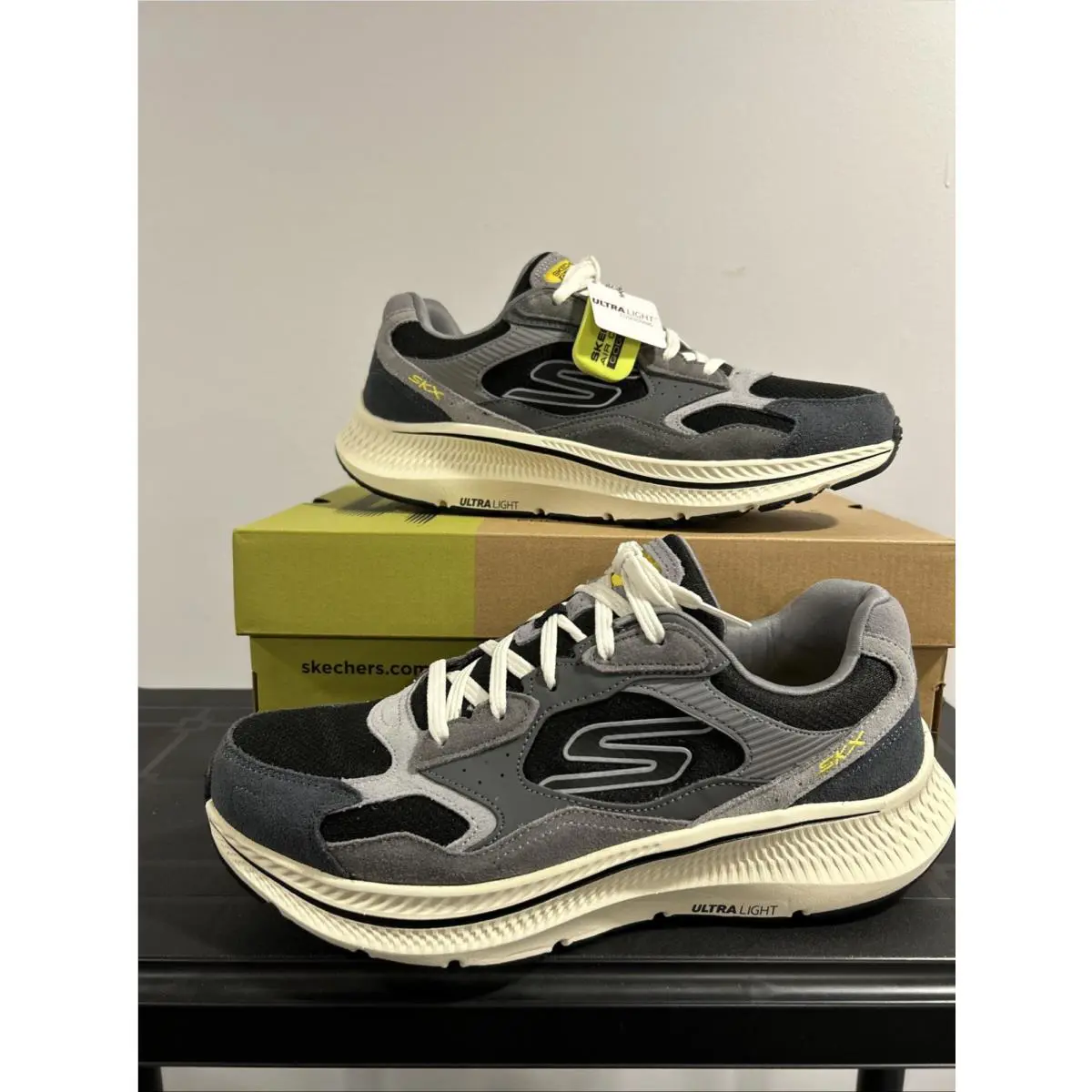 Skechers shoes - Skechers Go Run Consistent 2.0 Retro Runner V1 - 220872/CCBK - Charcoal/Black 17