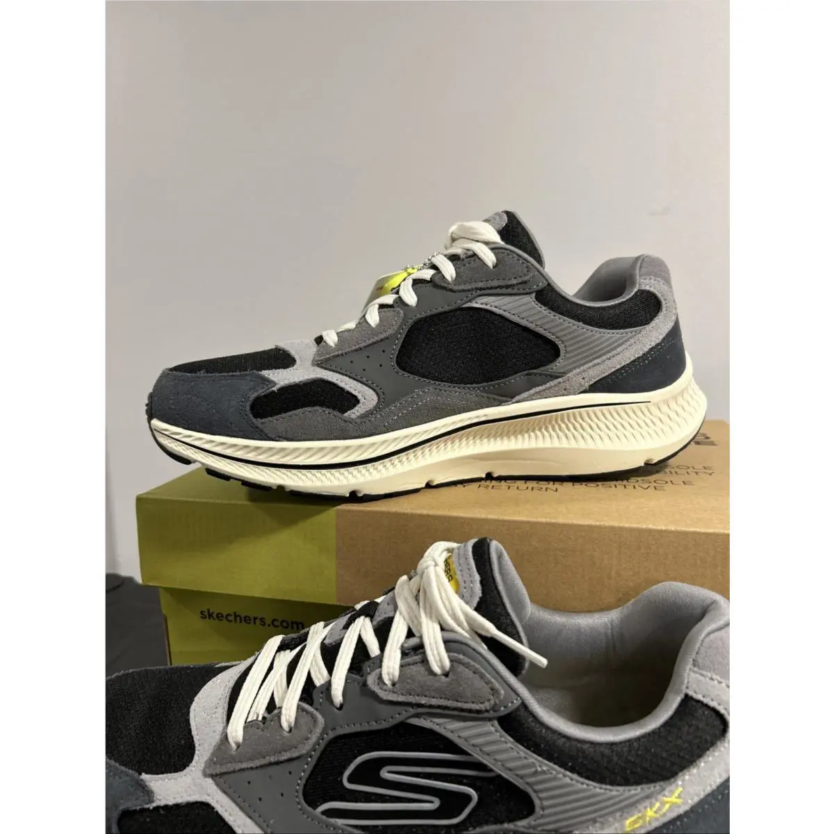 Skechers shoes - Skechers Go Run Consistent 2.0 Retro Runner V1 - 220872/CCBK - Charcoal/Black 19