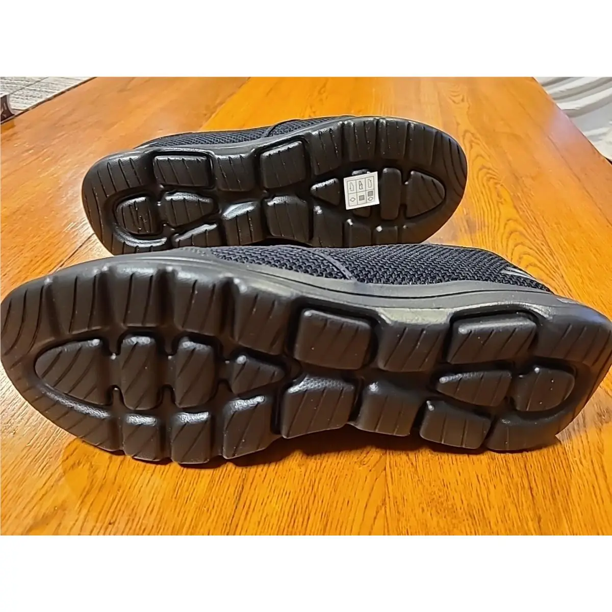 Skechers shoes - Skechers Go Walk Hands Free - 216324 - Black 2