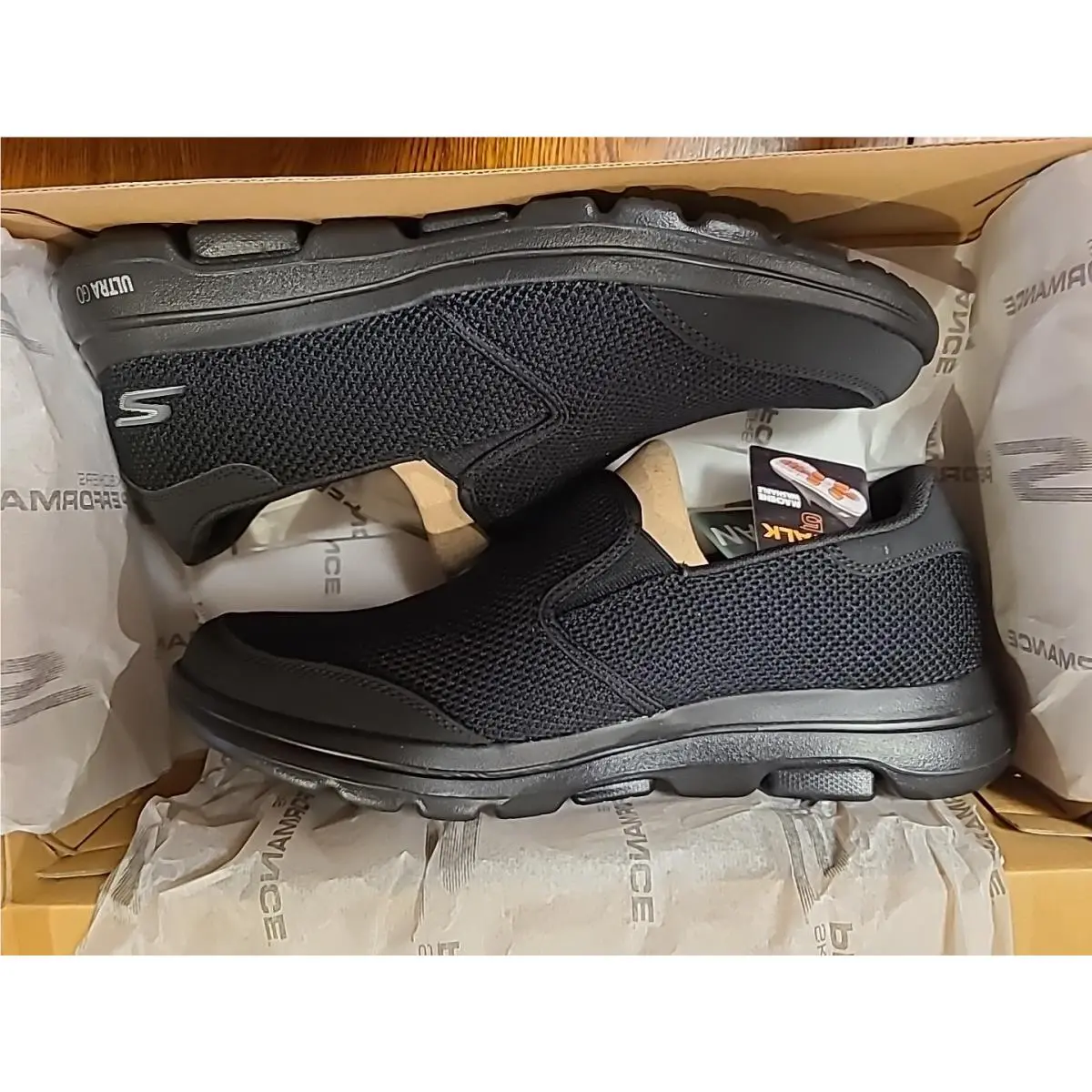 Skechers shoes - Skechers Go Walk Hands Free - 216324 - Black 3
