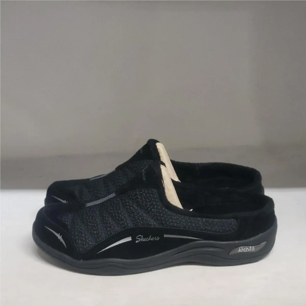 Skechers shoes - Skechers Arch Fit Commute Small Act - Black 2