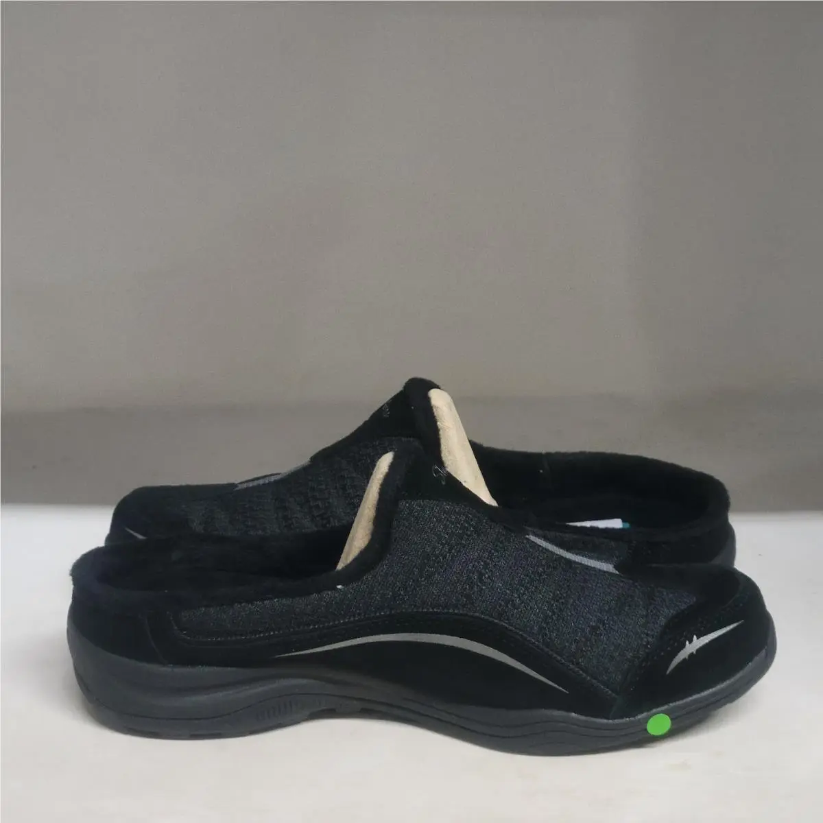 Skechers shoes - Skechers Arch Fit Commute Small Act - Black 4