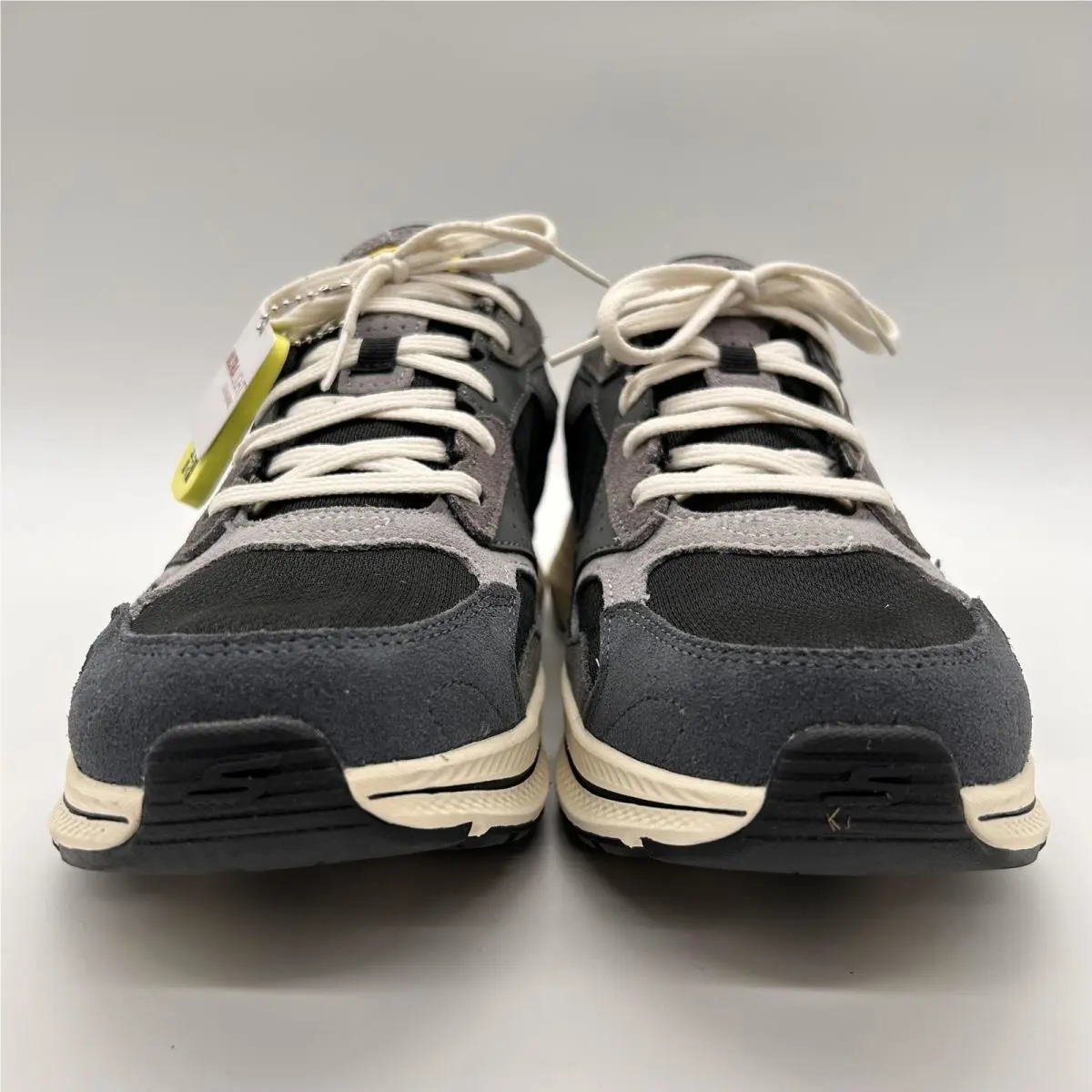 Skechers shoes - Skechers GOrun Consistent 2.0 Retro Runner V1 - Gray 0