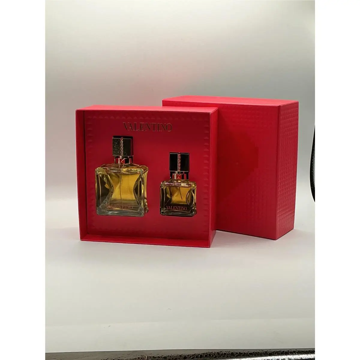 Voce Viva by Valentino 3.4oz 1.7 Oz Eau De Parfum Spray Box Gift Set