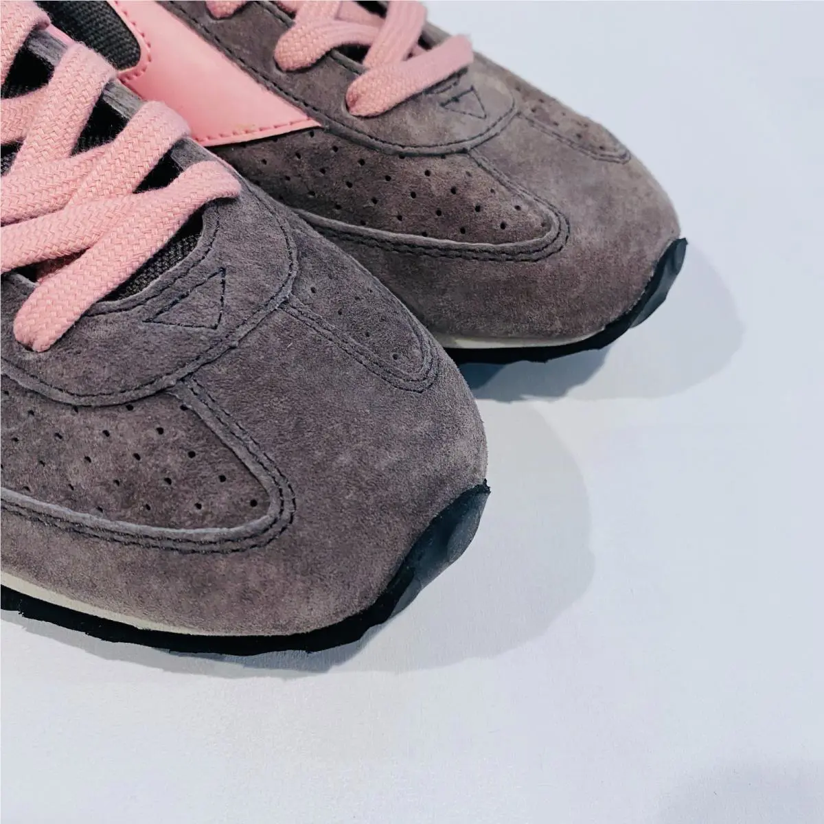 Brooks shoes - Brown 3