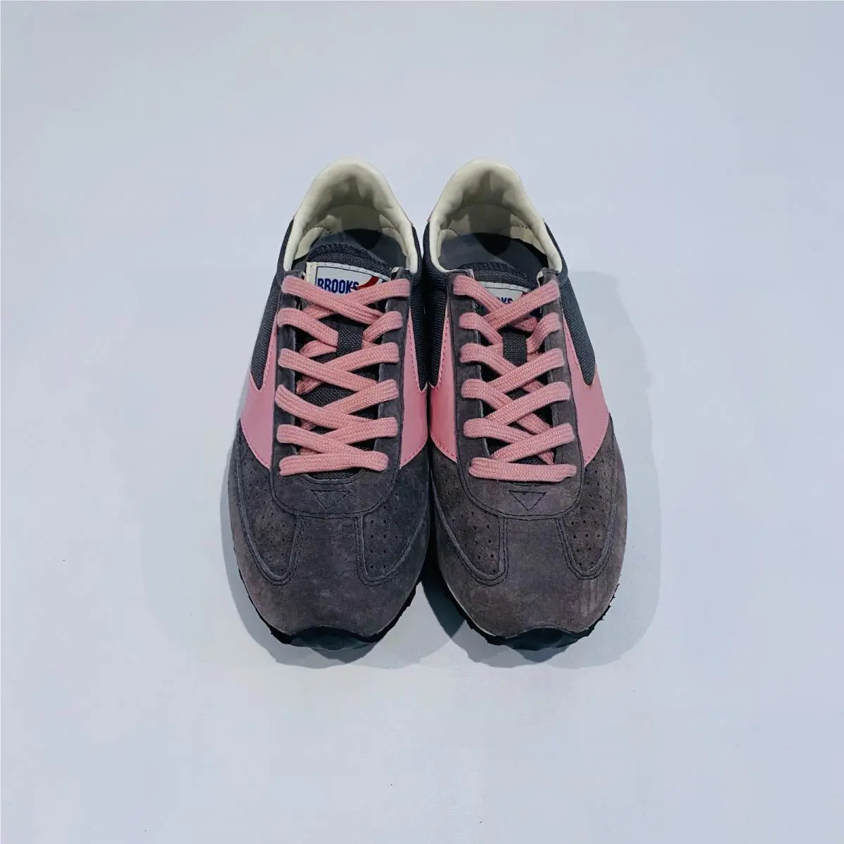Brooks shoes - Brown 7