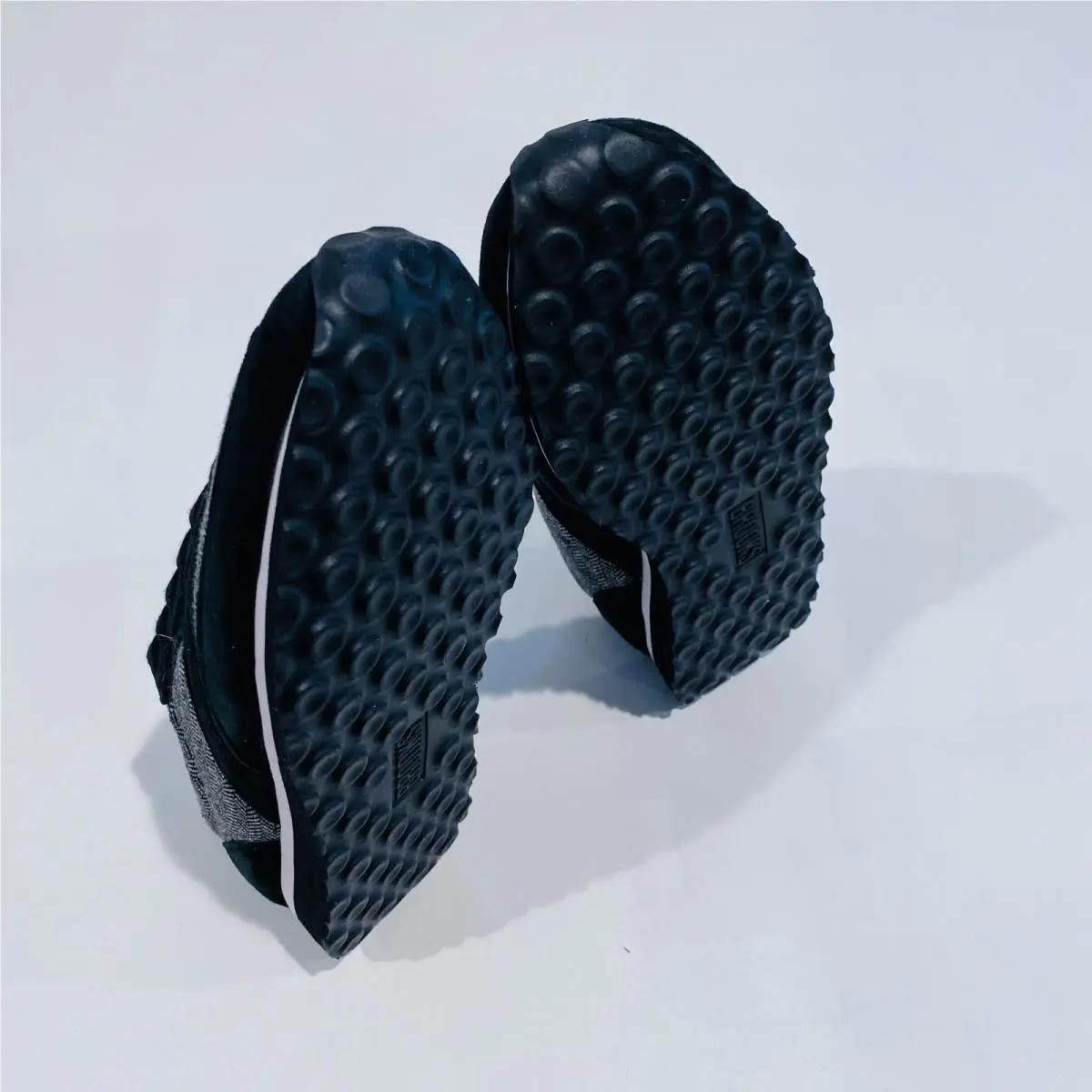 Brooks shoes - Black 2