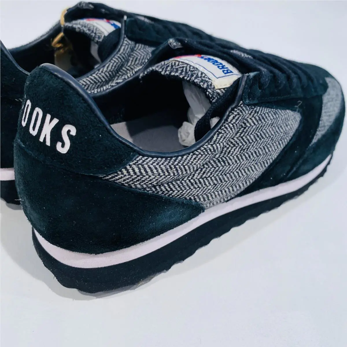 Brooks shoes - Black 13