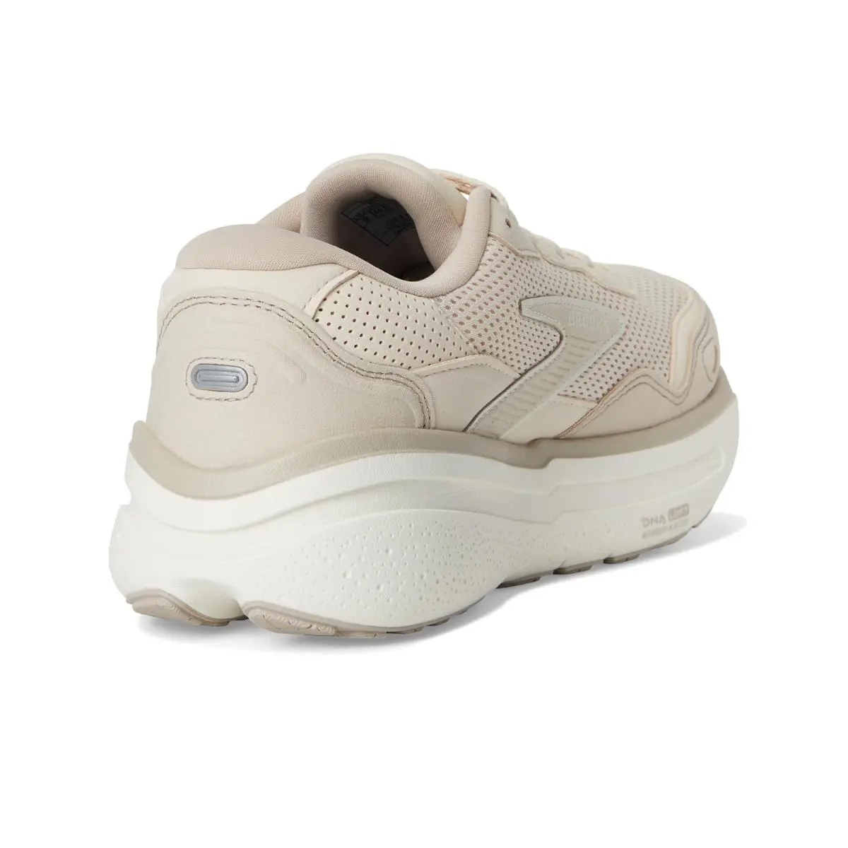 Brooks shoes - Almond Peach/Chateau/Coconut 3