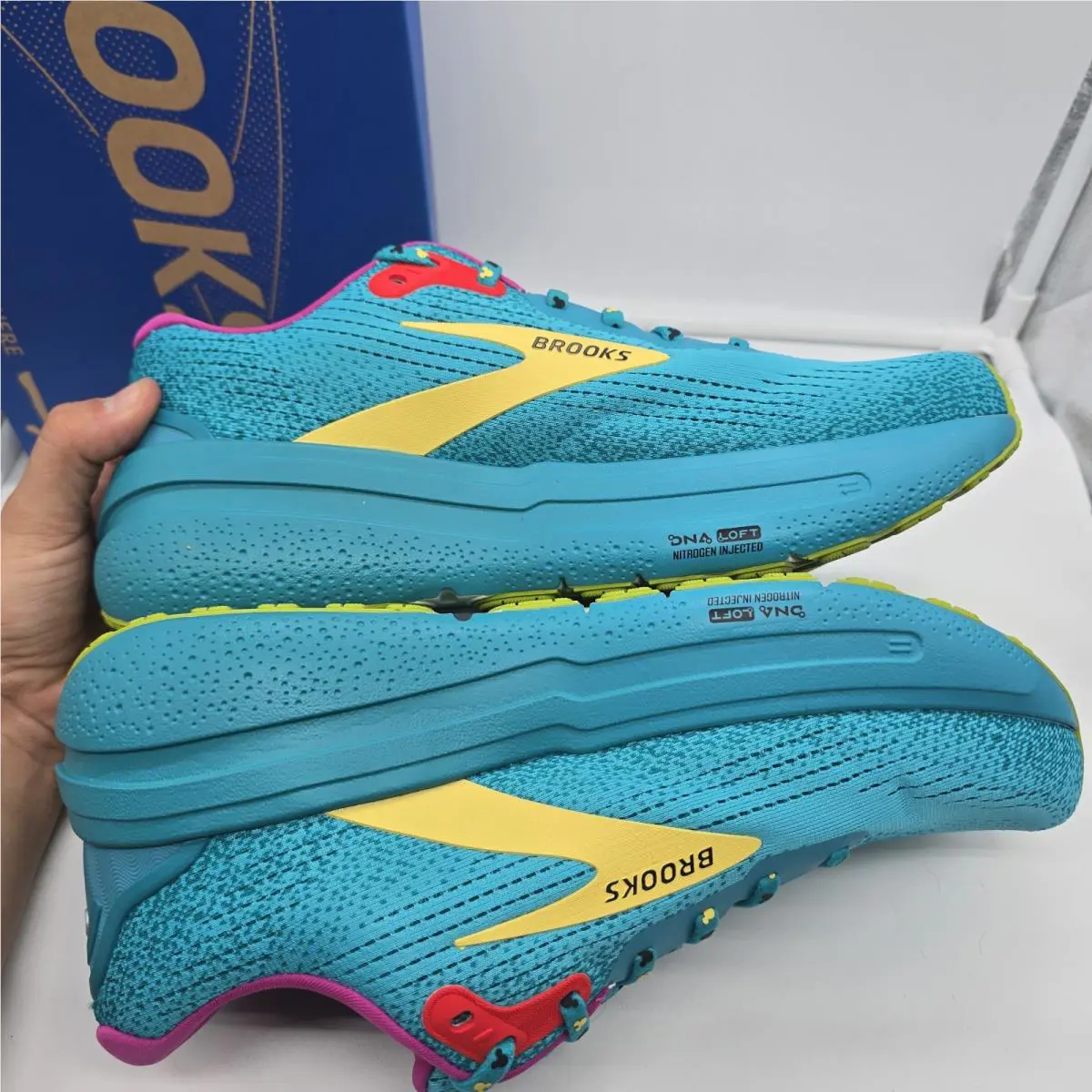 Brooks shoes - 2025 - 2025 - Blue 5