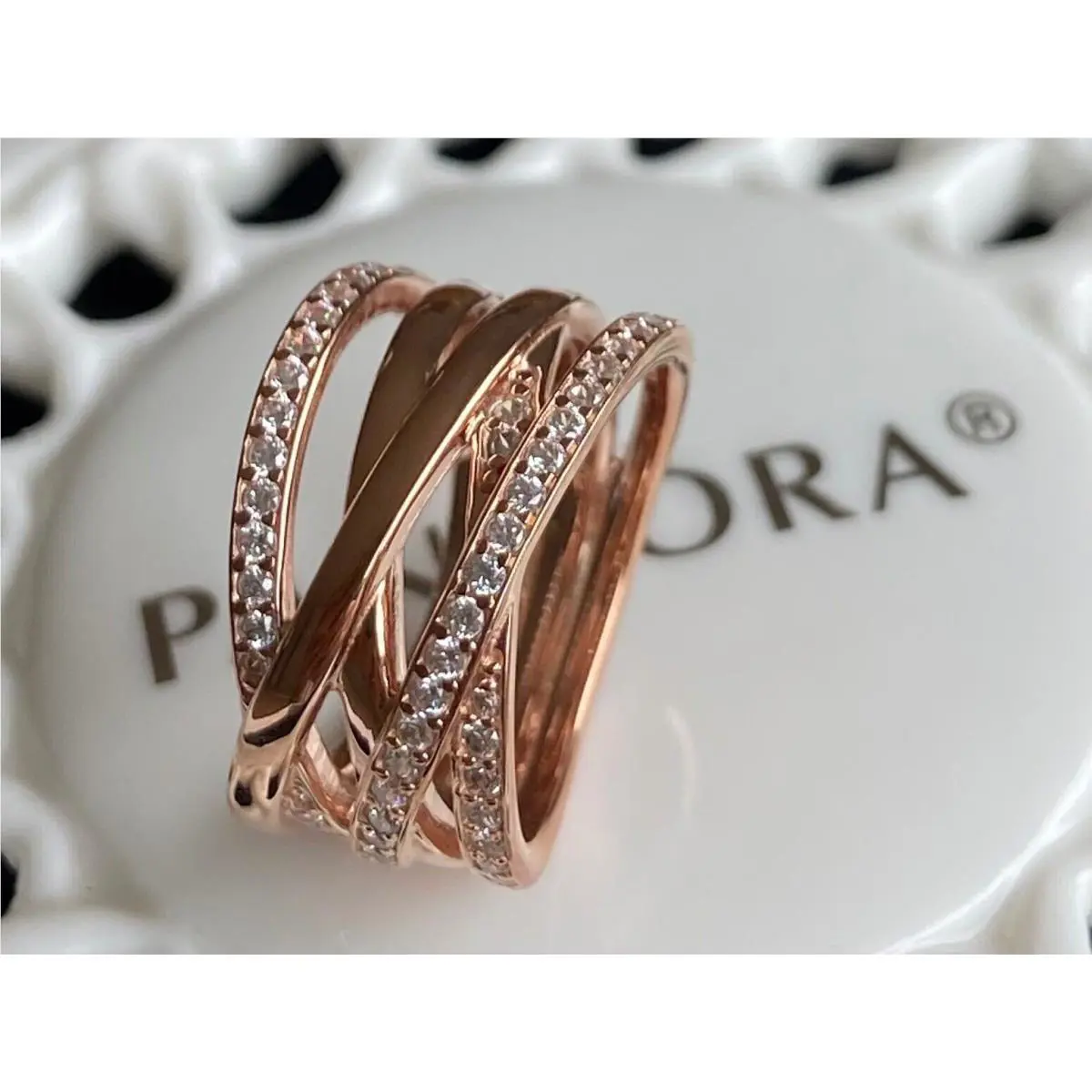Pandora Sparkling Polished Lines Ring 180919CZ