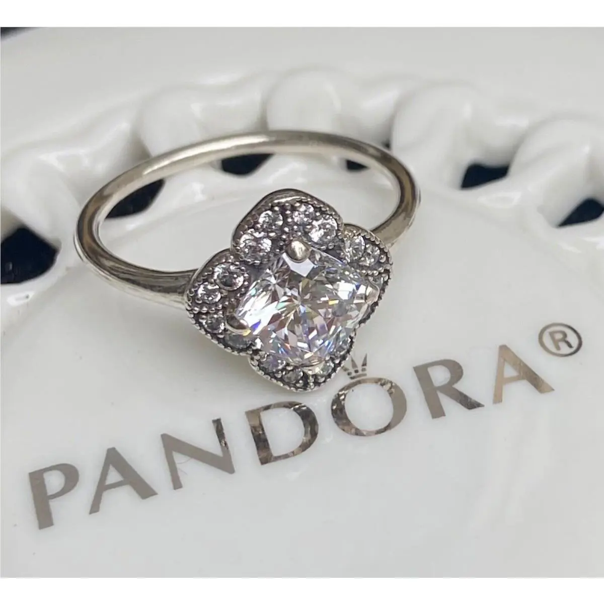 Pandora Crystallized Floral Fancy Ring 190966CZ