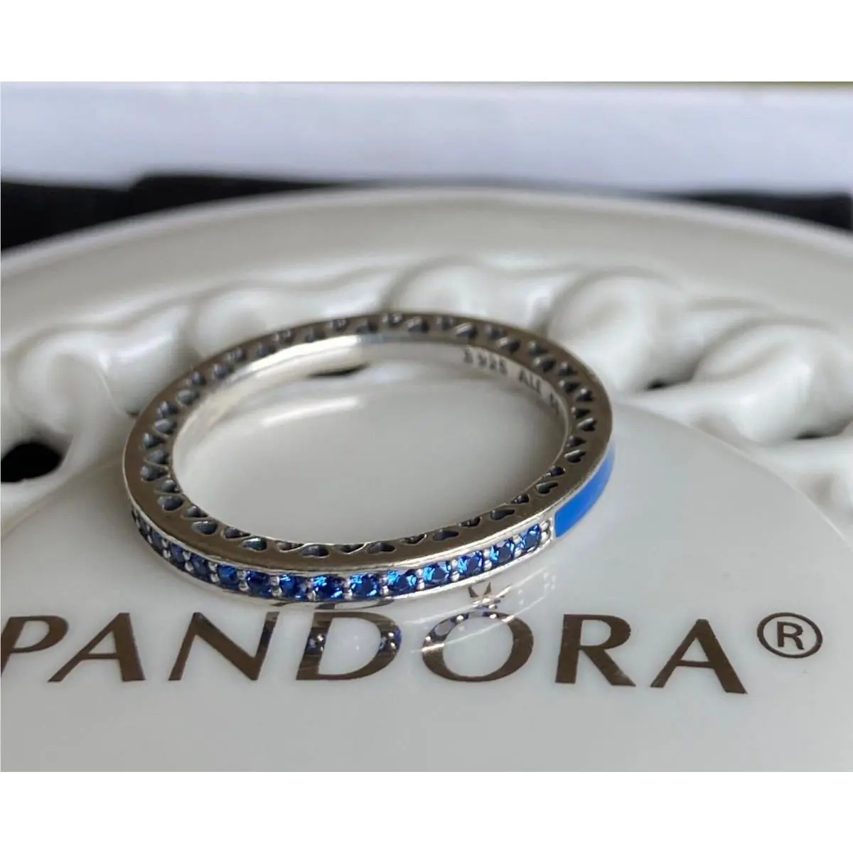 Pandora Royal Blue Radiant Hearts Ring 191011NCB