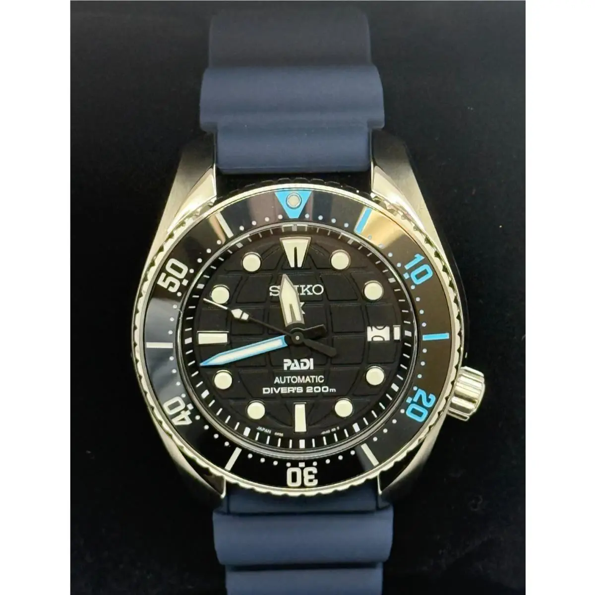 Seiko Prospex Sumo Automatic Divers Black Dial Silicone Strap Watch SPB325