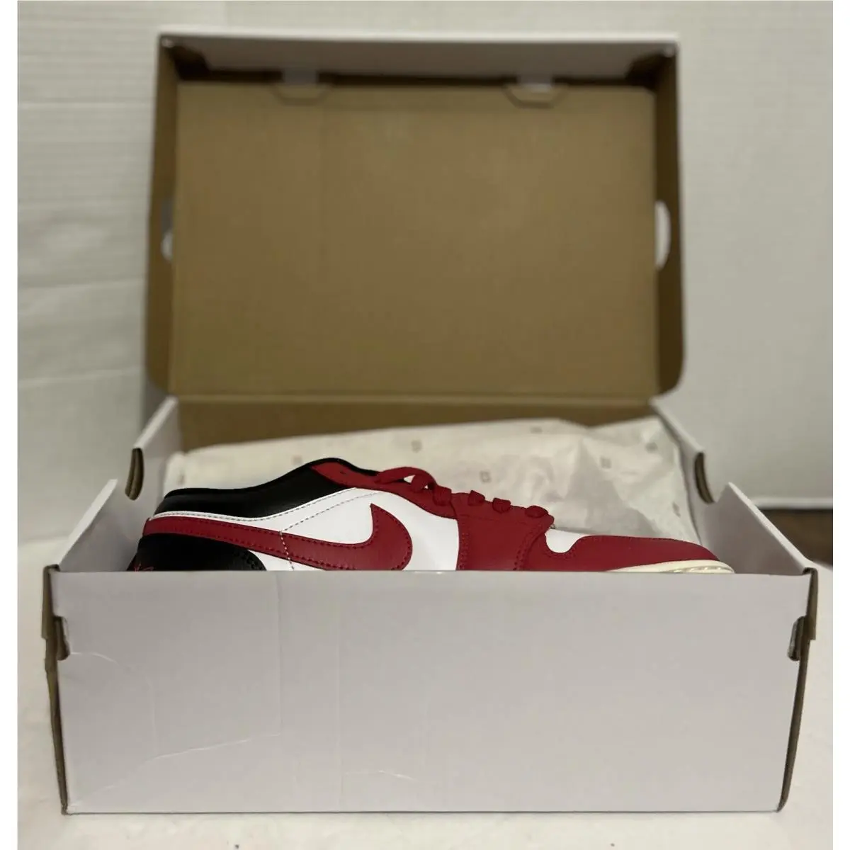 Nike Air Jordan 1 Low White Gym Red Black DC0774-160 Women`s 9 Men`s 7.5