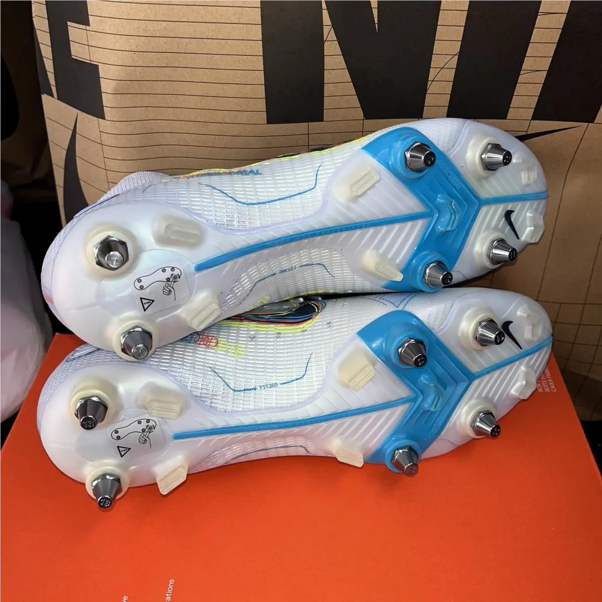 Nike shoes - Nike Superfly 8 - Superfly - DJ2838-055 - Multicolor 3