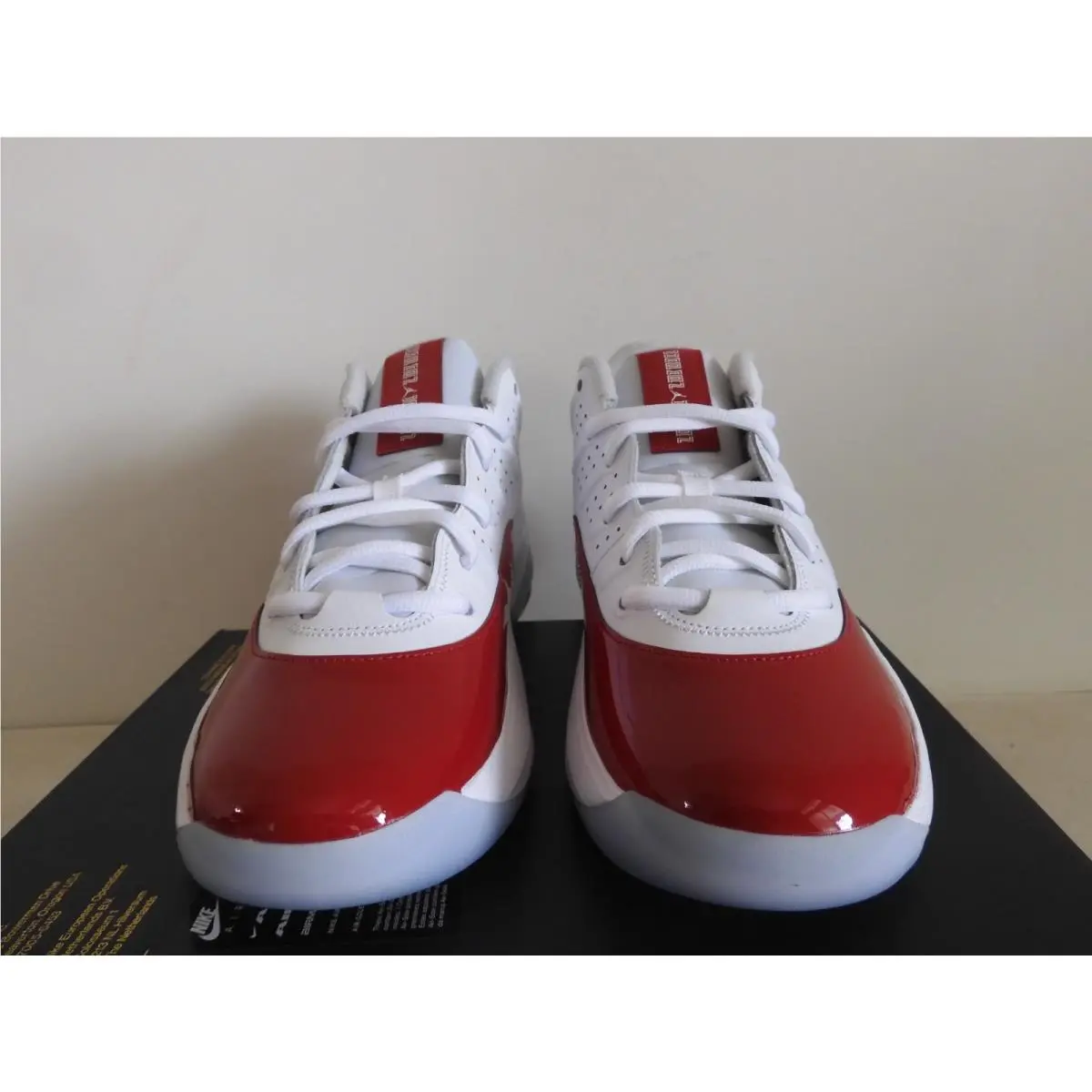 Nike shoes - Jordan Max Aura - Max Aura - HQ2091-106 - White (UPC: 198481043064) 2