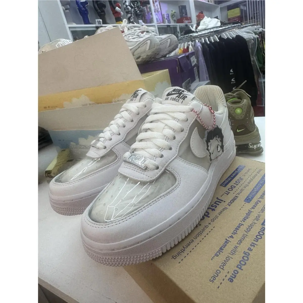 Nike shoes - Nike One - One - CT2276100 - White 7