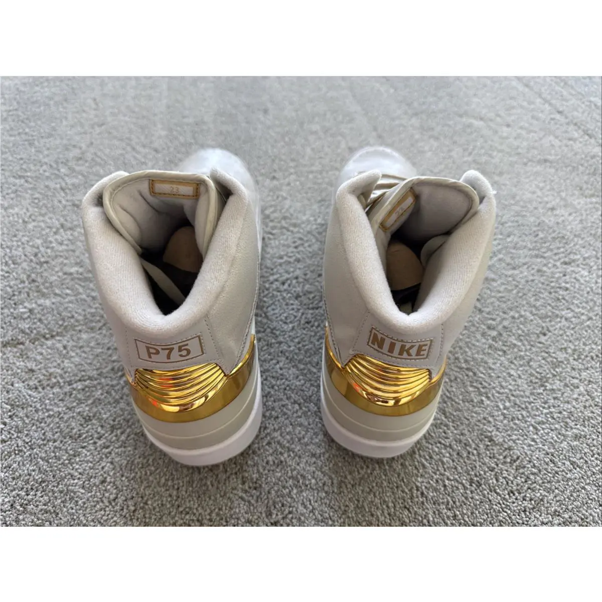 Nike shoes - Air Jordan Retro - Air Retro - White 5