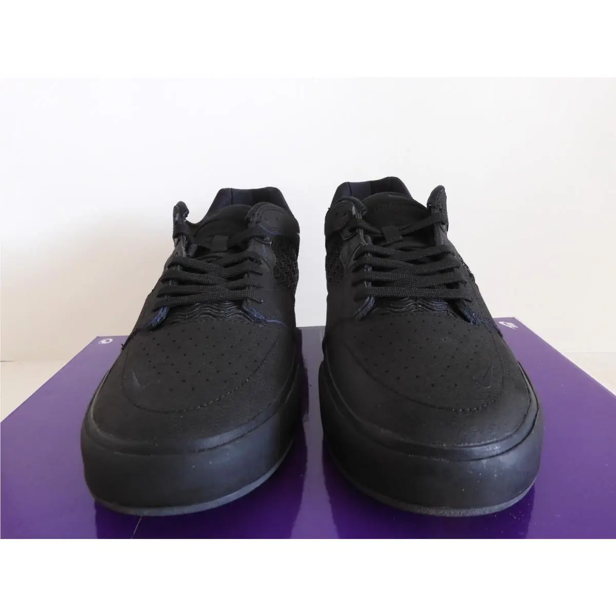 Nike shoes - Nike SB ISHOD - ISHOD - DZ5648-001 - Black (UPC: 196151873256) 1