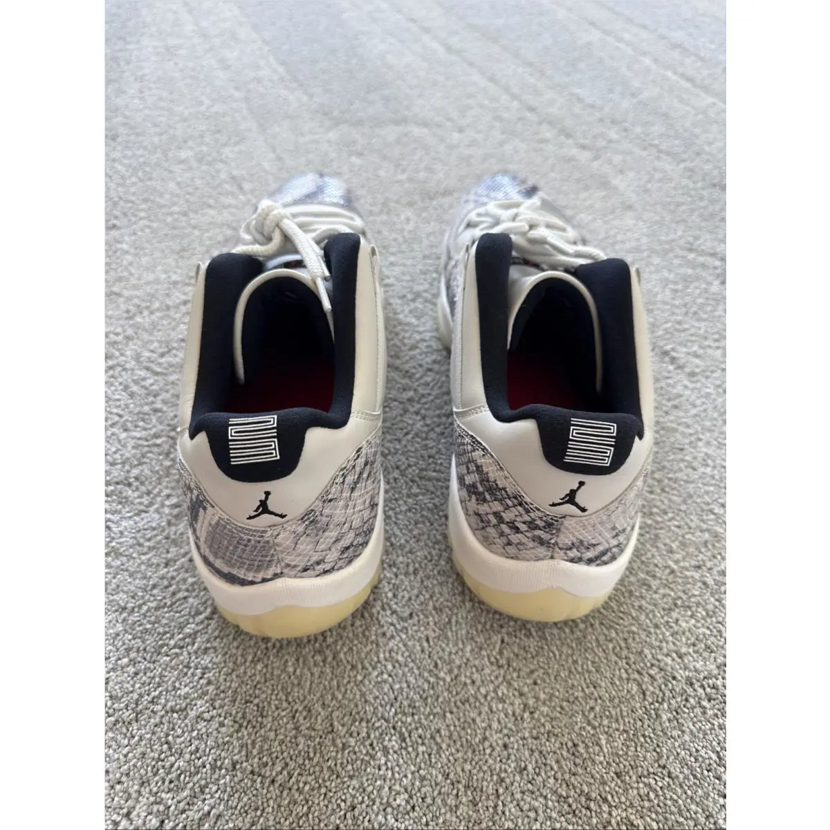 Nike shoes - Air Jordan Retro - Air Retro - White 5