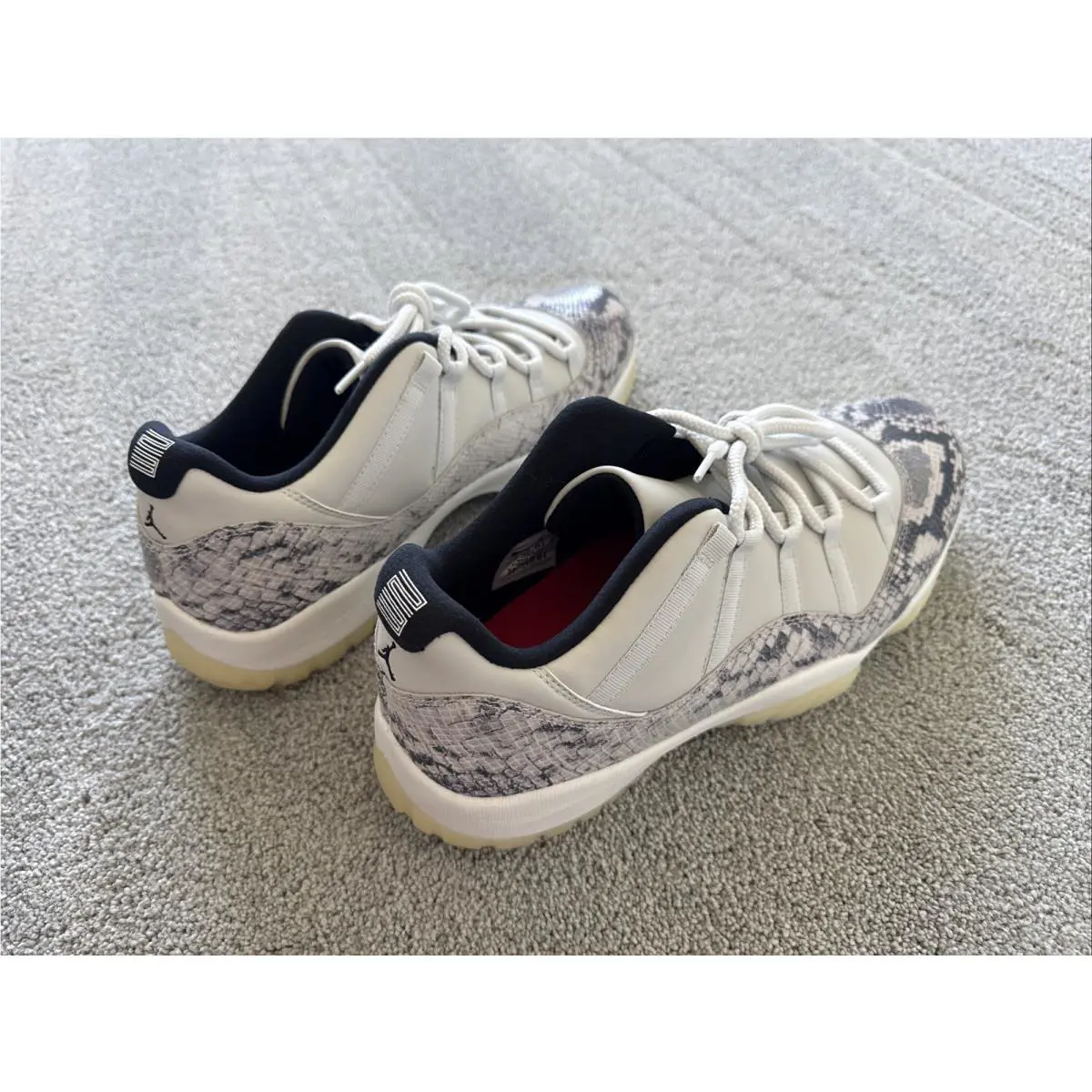 Nike shoes - Air Jordan Retro - Air Retro - White 6
