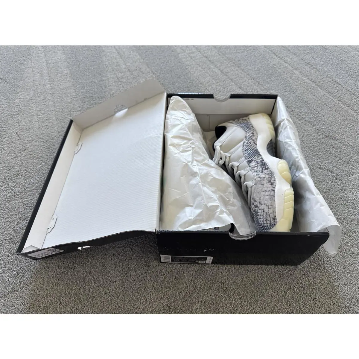 Nike shoes - Air Jordan Retro - Air Retro - White 10