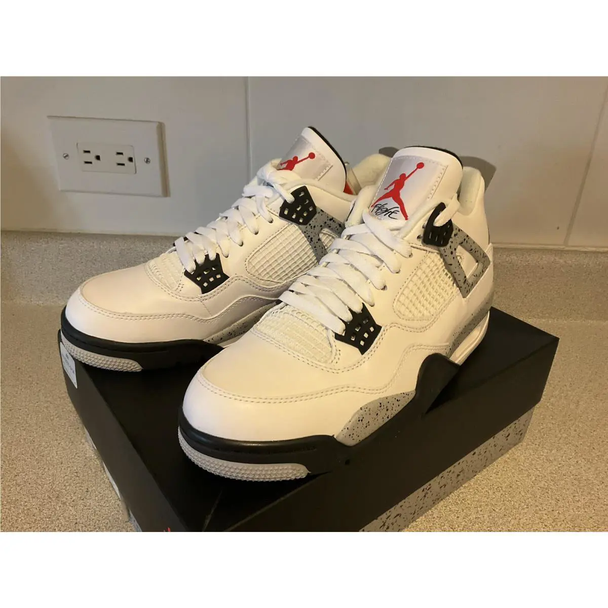 Nike shoes - Air Jordan 4 - Air - White 10