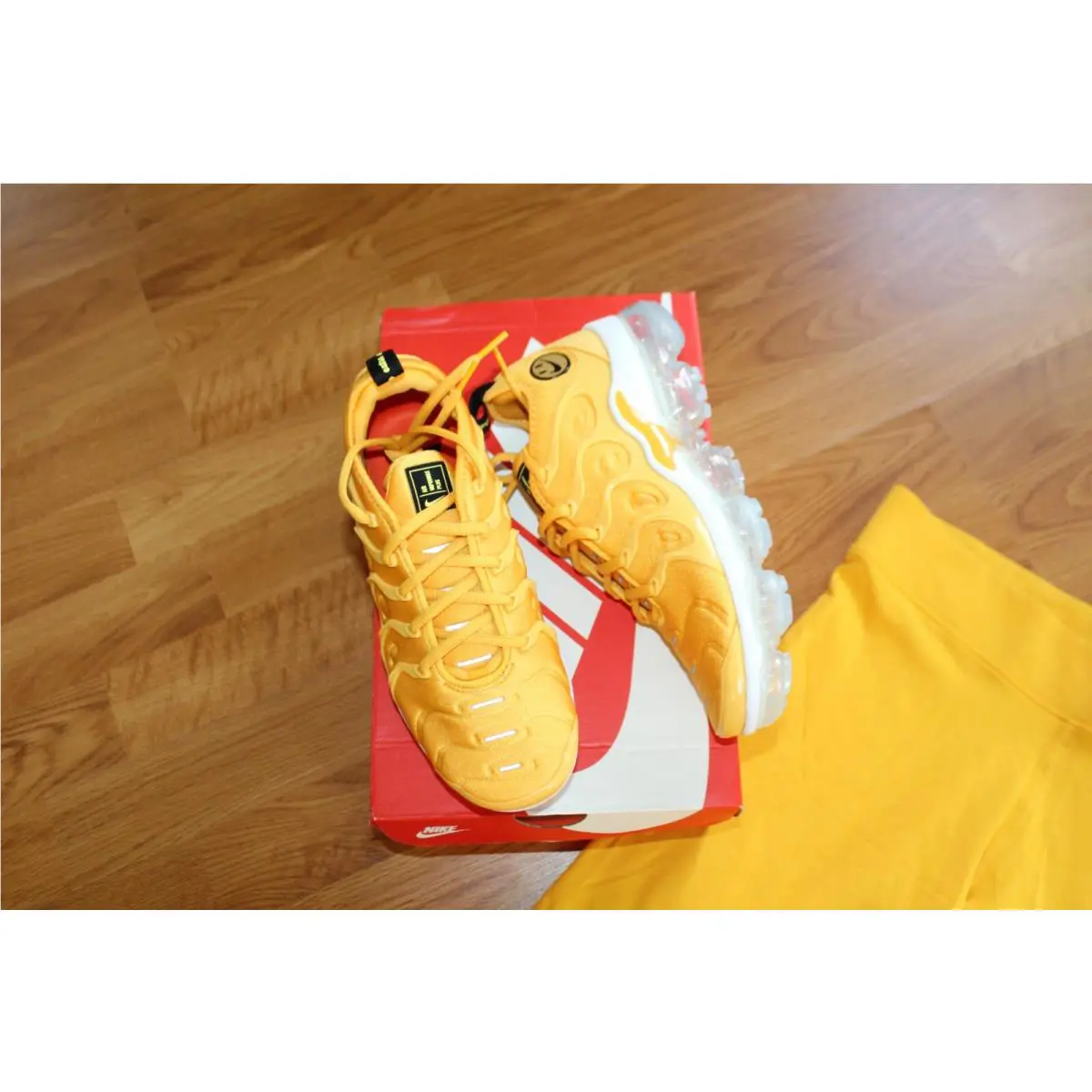 Nike shoes - Nike Air Vapormax Plus - Air Vapormax Plus - Yellow (UPC: 195244543700) 2