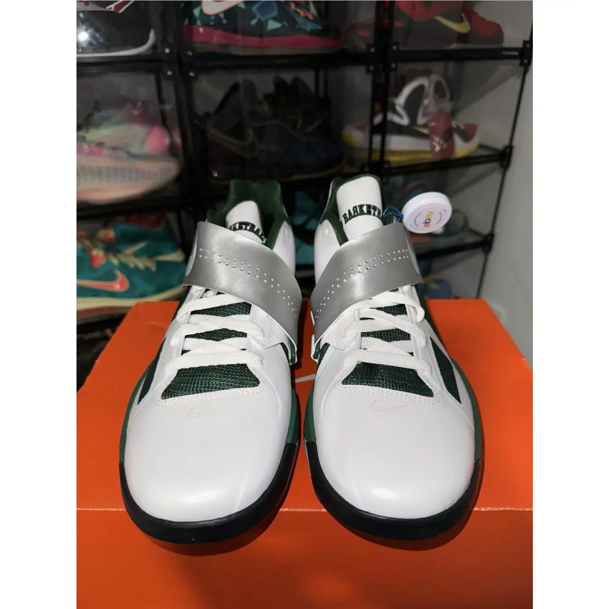 Nike shoes  - Green 3