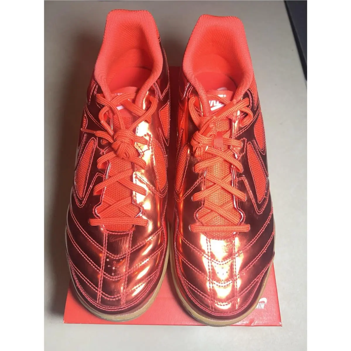 Nike Gato LV8 Indoor Soccer Light Crimson/white Size Men`s 9 IB3566-600