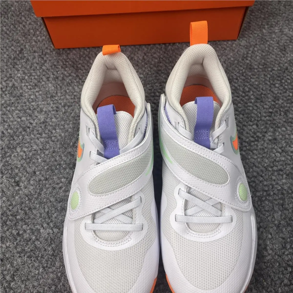 Nike shoes - Nike Team Hustle D11 - Team Hustle - White 4