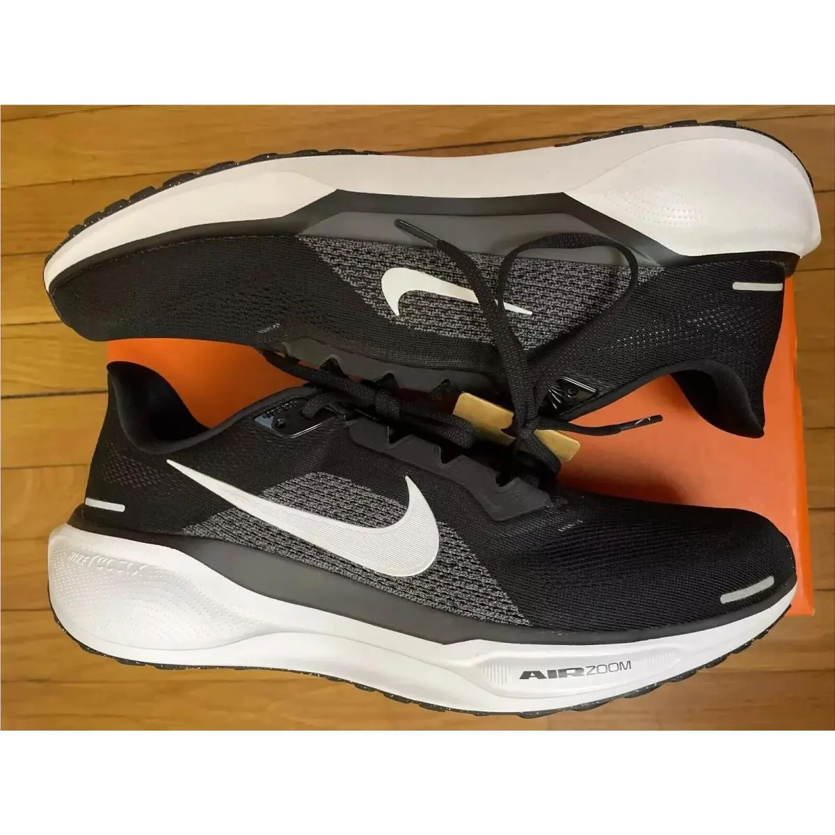 Size 11 - Nike Air Zoom Pegasus 41 Black/white Mens