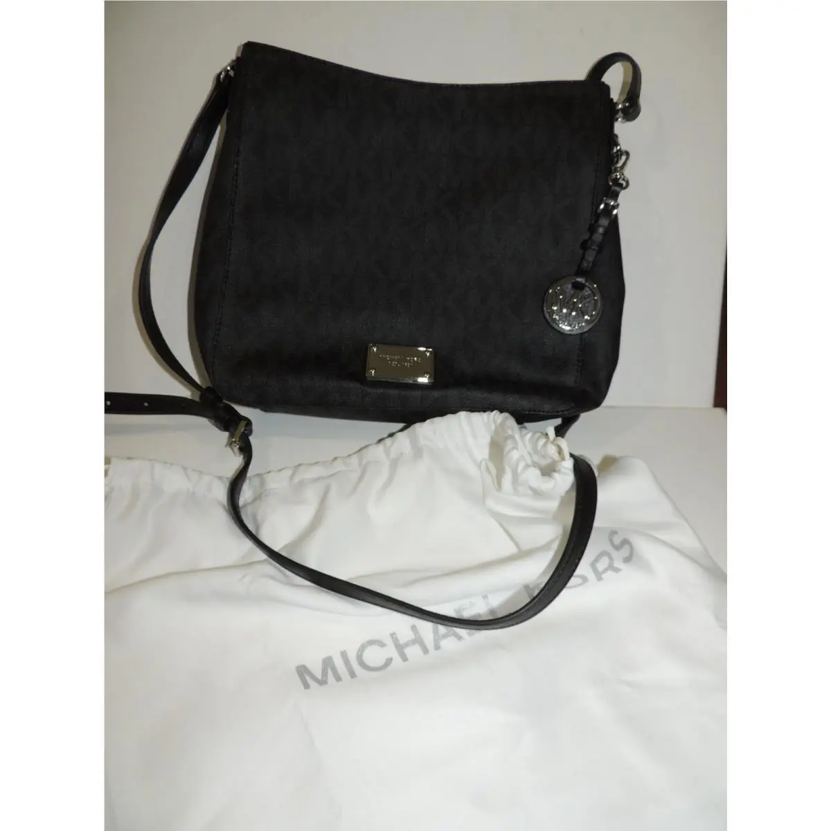 LG Michael Kors Initial Exterior Shoulder Strap Purse Pre Owned