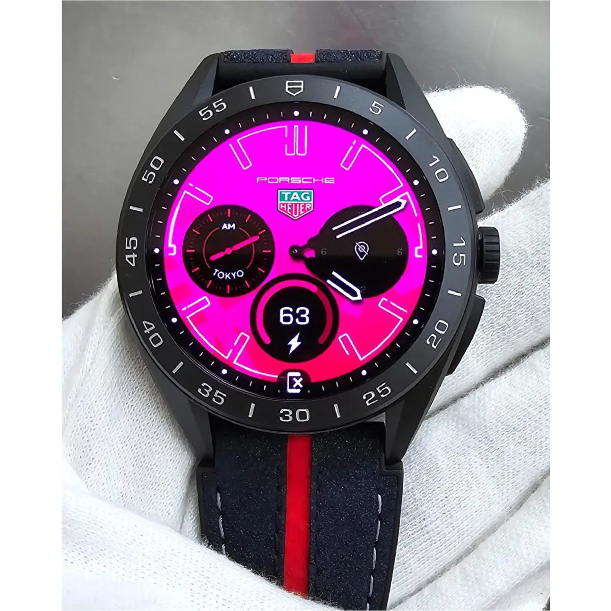 Connected E4 x Oracle Red Bull Racing Smartwatch SBR8A80.EB0365 by Tag Heuer