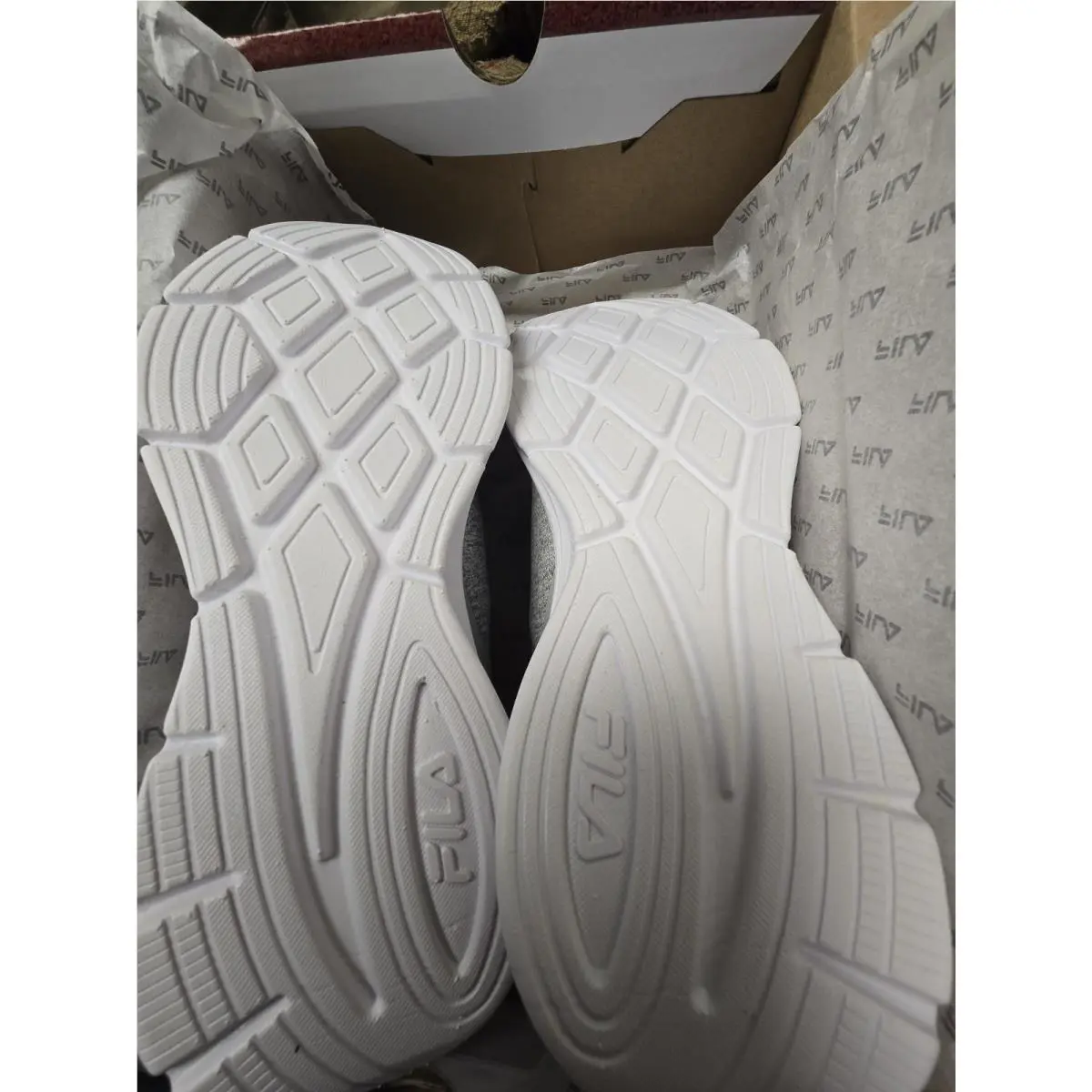 Fila shoes - Speedchaser 3 - Speedchaser - 5RM01600-086 - Gray (UPC: 723567068770) 4
