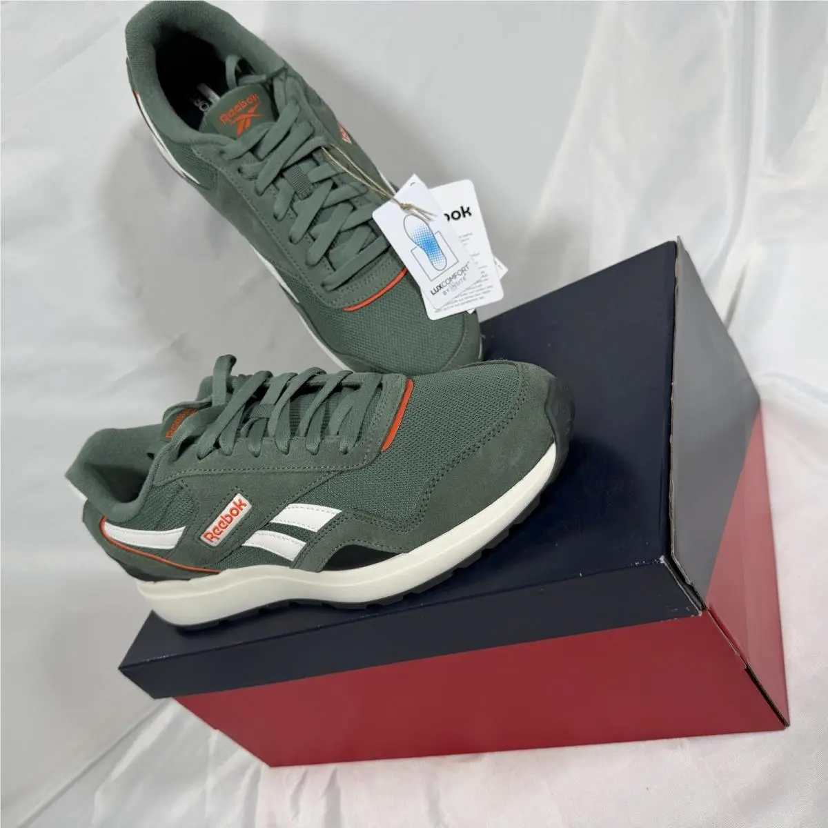 Reebok GL1100 Green Luxcomfort Mens Athletic Sneakers Running Size 11.5 Unisex