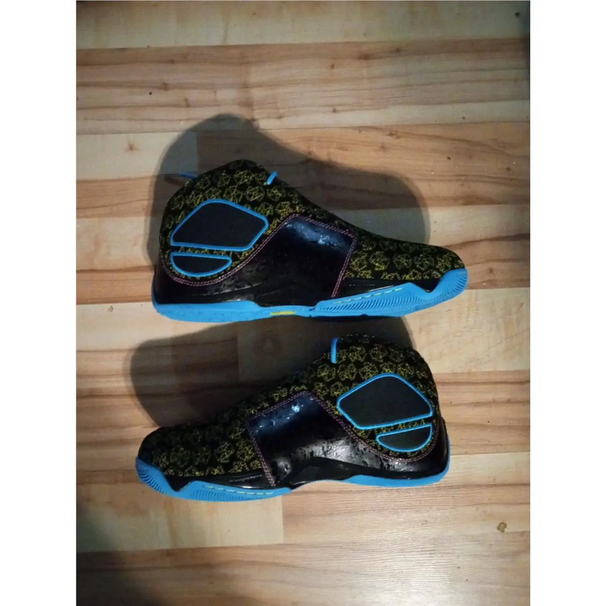 Reebok shoes - Reebok Answer 11 - Answer - Multicolor 1