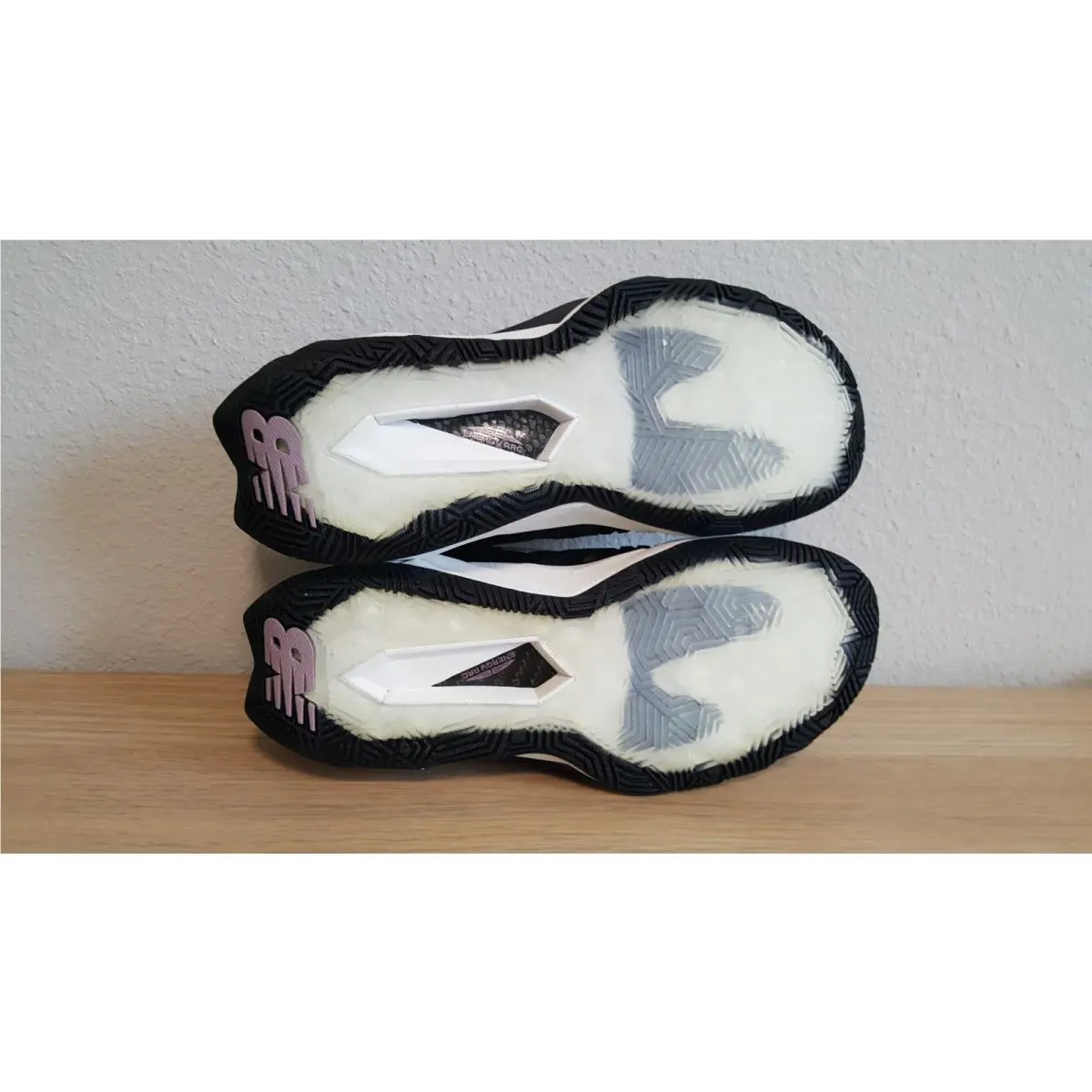 New Balance shoes - New Balance Coco CG2 - Coco - WCHCOCP2 - Black 26