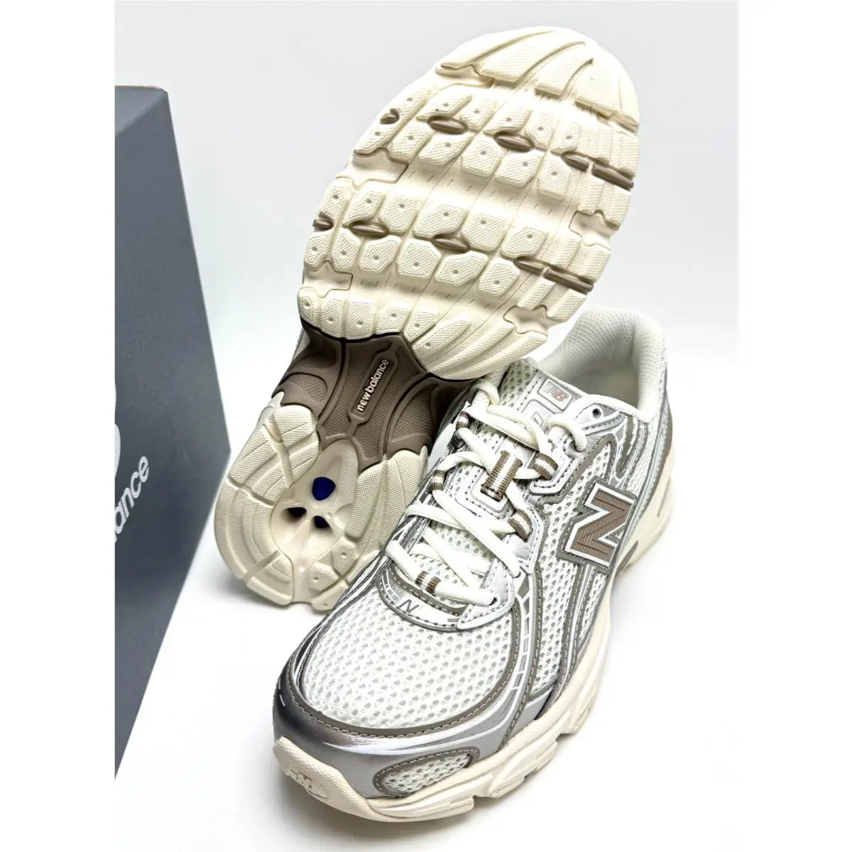 New Balance shoes - New Balance 740 - U740MU2 - Sea Salt/Arid Stone/Silver Metallic/Mushroom 5