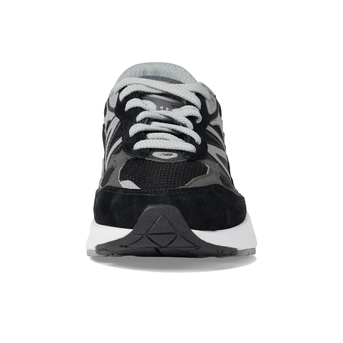 New Balance shoes - Black/Silver 4