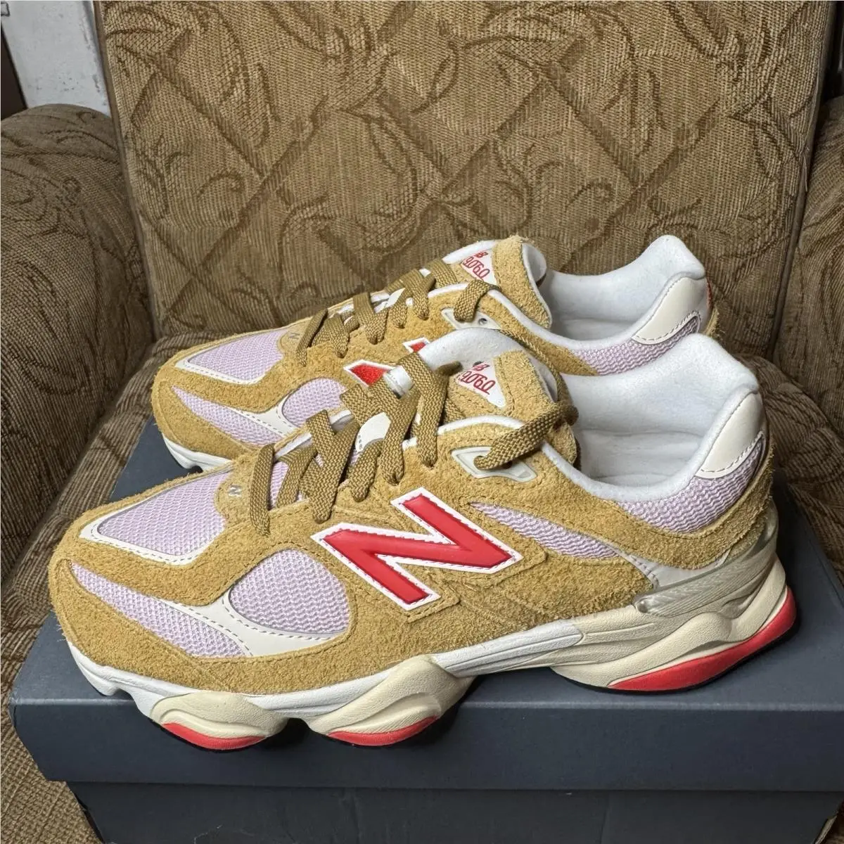 New Balance 9060 Great Plains True Red GS - Size 4Y/5.5W GC9060VD 0166