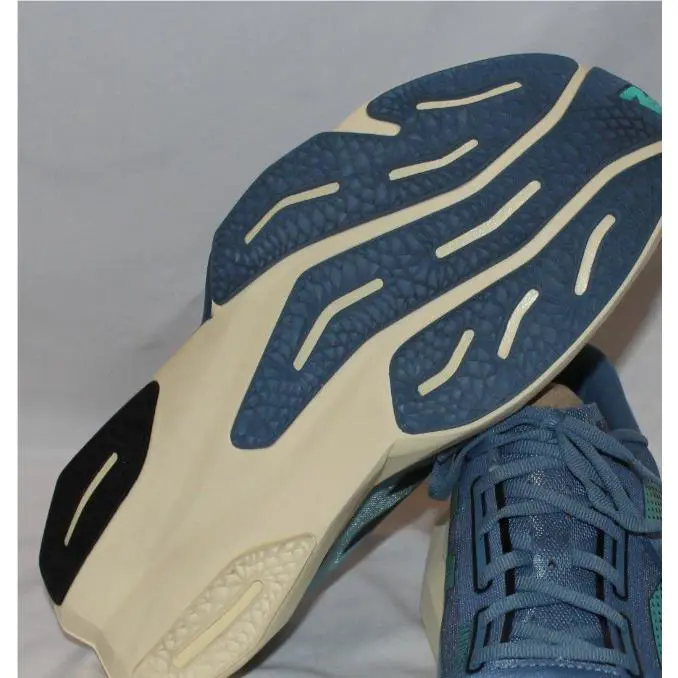 New Balance shoes  - Blue 3