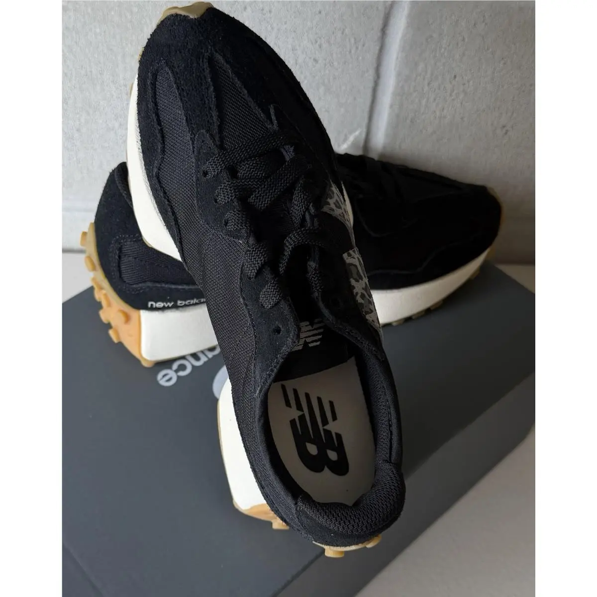 New Balance shoes - New Balance 327 - WS327LPC - Black 3