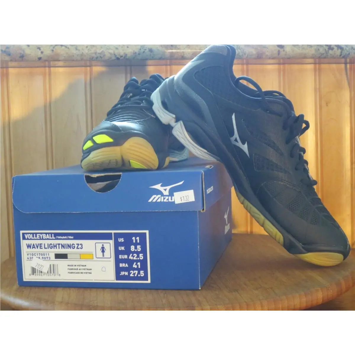 Mizuno shoes - Lightning Z3 - Lightning - Black 19