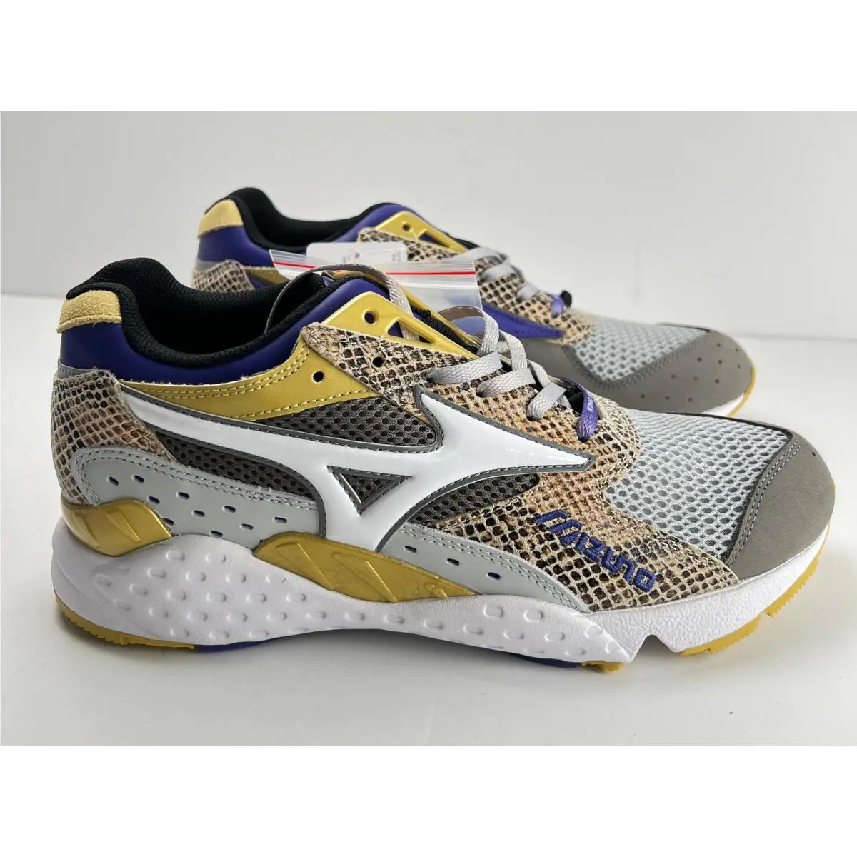 Mizuno shoes - Gray 4