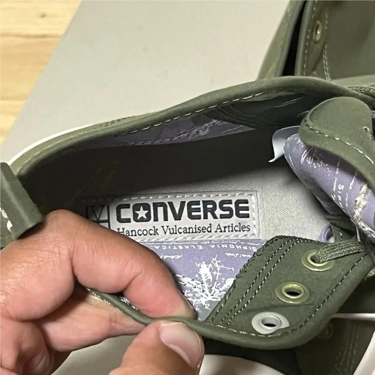 Converse shoes - Green 3