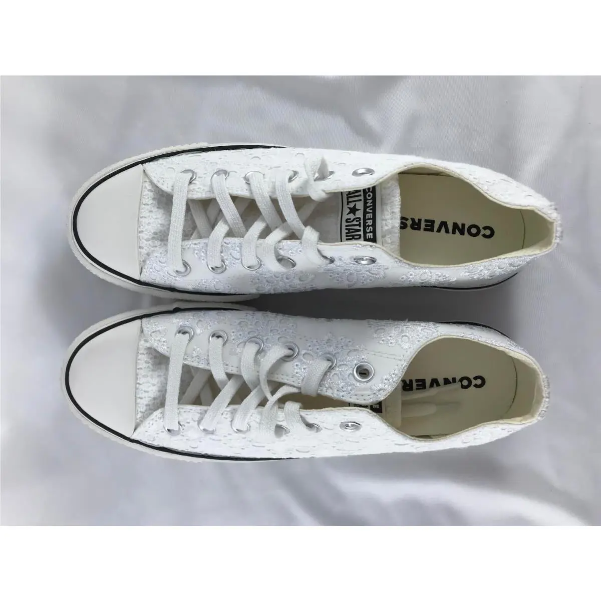 Converse shoes - Converse Chuck Taylor All Star - 568276C - White (UPC: 194432164925) 0
