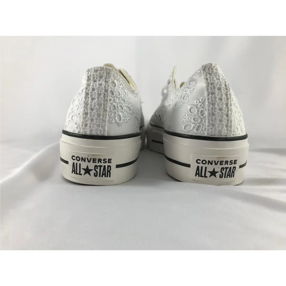 Converse shoes - Converse Chuck Taylor All Star - 568276C - White (UPC: 194432164925) 5
